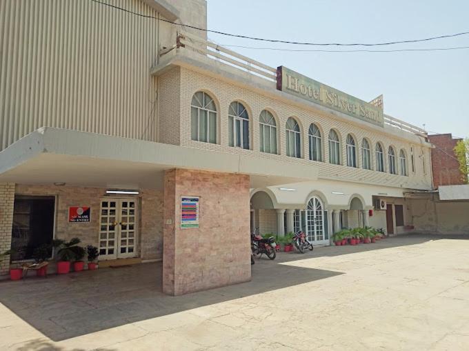 Hotel Silver Sand Multán Exterior foto
